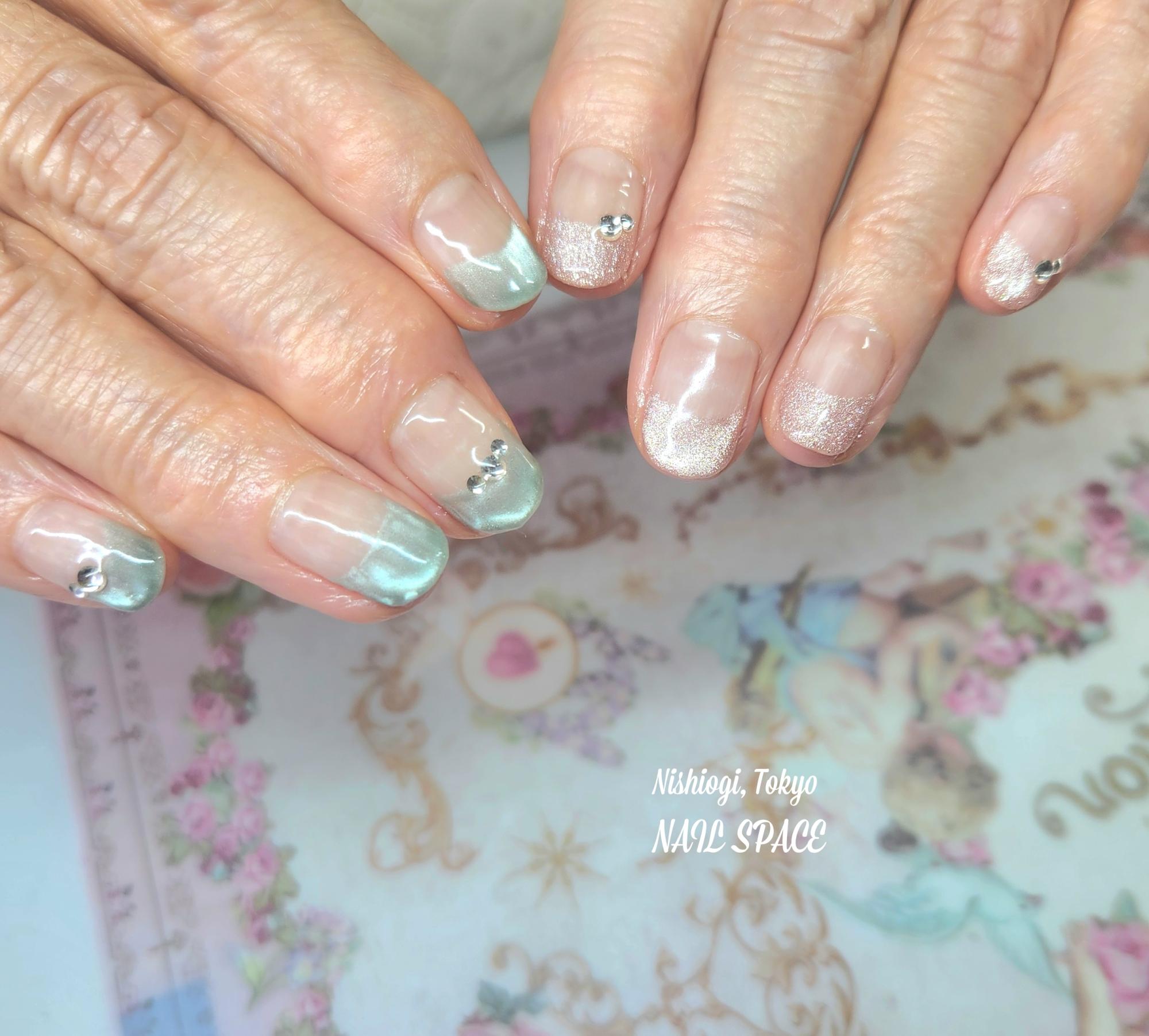 アシンメトリーカラーネイル♡